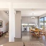 Lenias Sea View * نيو تشوريو