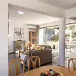 Lenias Sea View فيلة نيو تشوريو