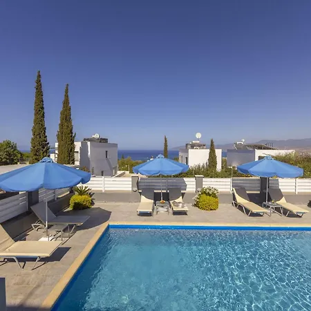 Lenias Sea View Villa