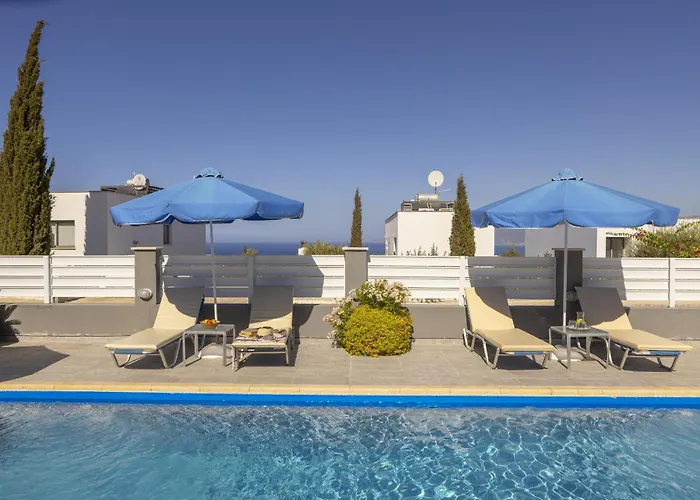 Lenias Sea View Villa Neo Chorio