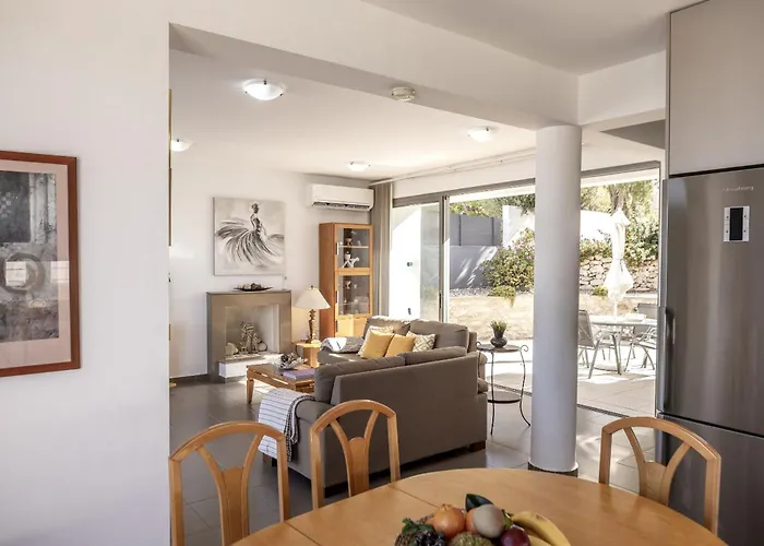 Lenias Sea View Villa Neo Chorio