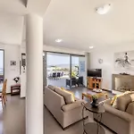 Lenias Sea View Villa *