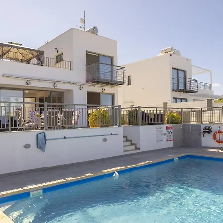 Lenias Sea View