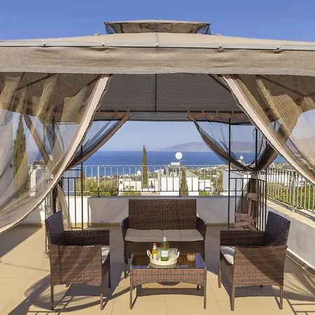 Lenias Sea View