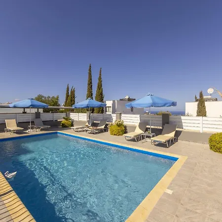 Lenias Sea View *