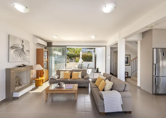 Lenias Sea View Vila Neo Chorio