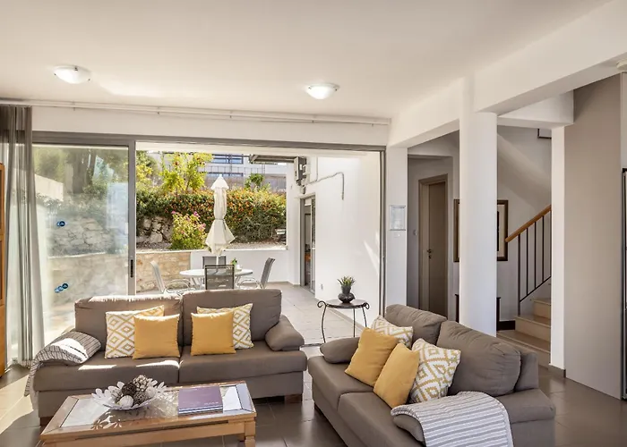 Vila Lenias Sea View *